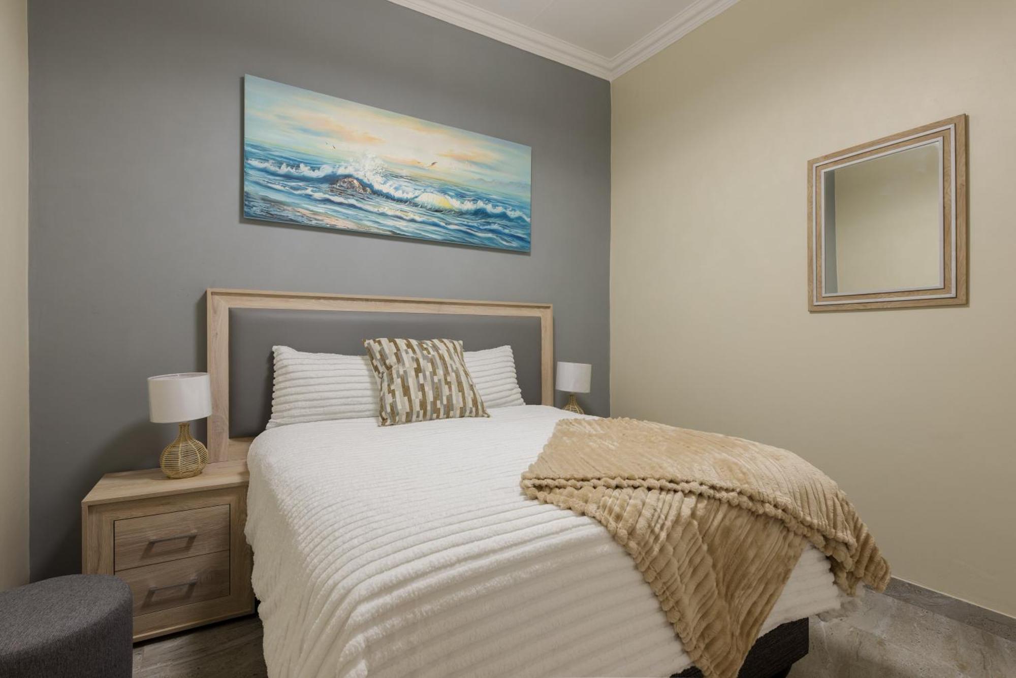 Evans Village - Apartments & Spa Йоханесбург Екстериор снимка