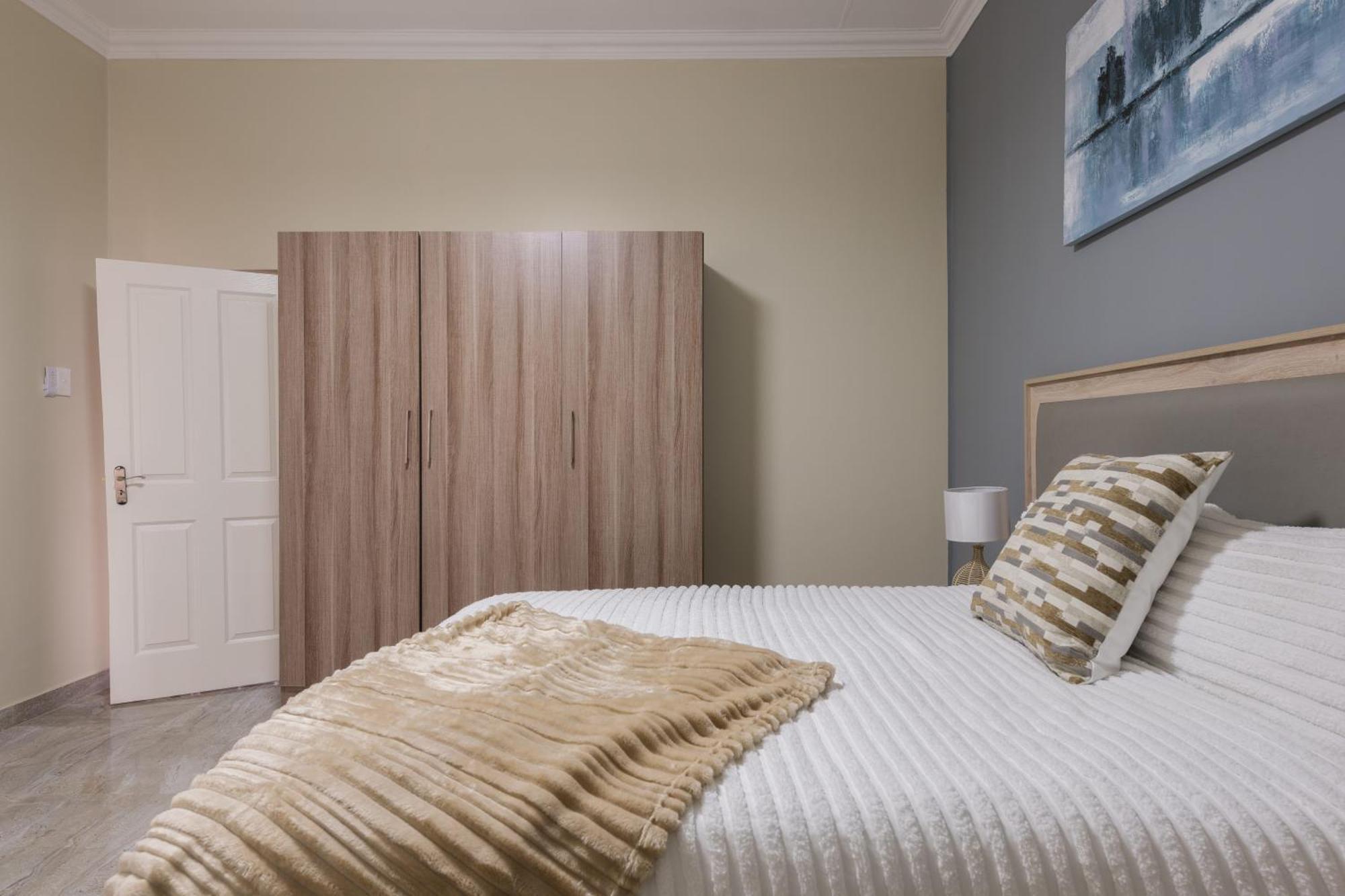 Evans Village - Apartments & Spa Йоханесбург Екстериор снимка